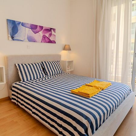 Blue Dawn Center Flat Lejlighed Larnaca Eksteriør billede